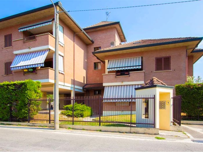 Appartamento trilocale in vendita in Via Giuseppe Galliano, Centro, Limbiate