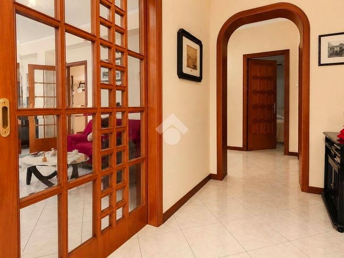 Appartamento trilocale in vendita in VIA SEMINARA, Centro, Gravina di Catania