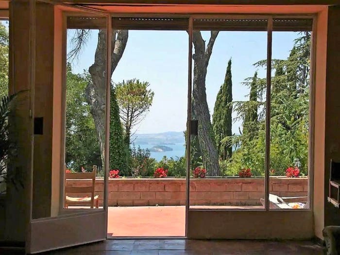 Casa con 6 locali in vendita in Via Cassia, Centro, Montefiascone