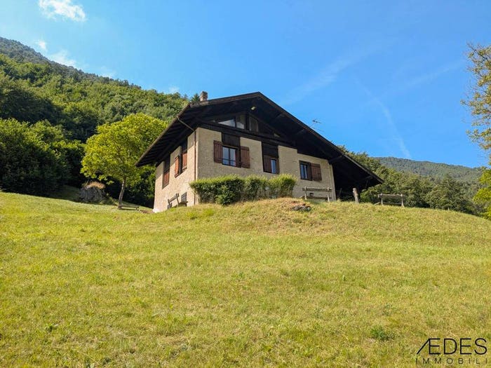Casa con 6 locali in vendita in Ledro