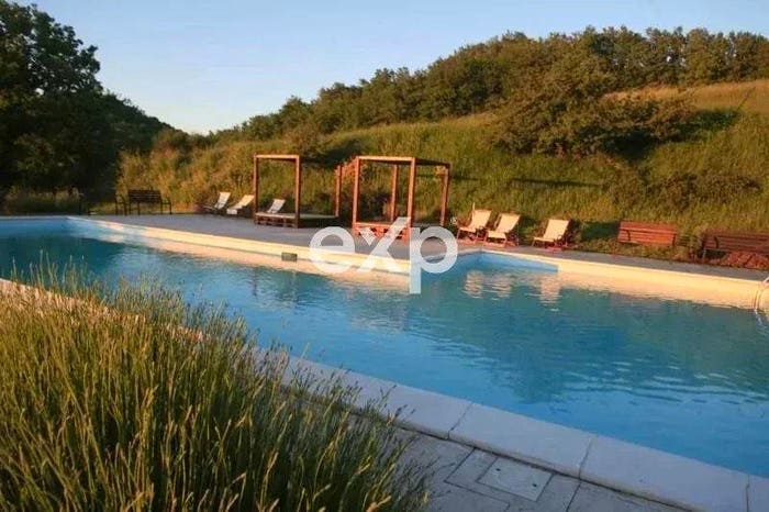 Casa trilocale in vendita in Strada Valubbio, Cagli