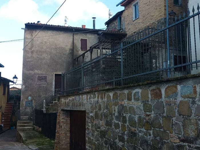 Casa trilocale in vendita in Località Limigiano, Bevagna