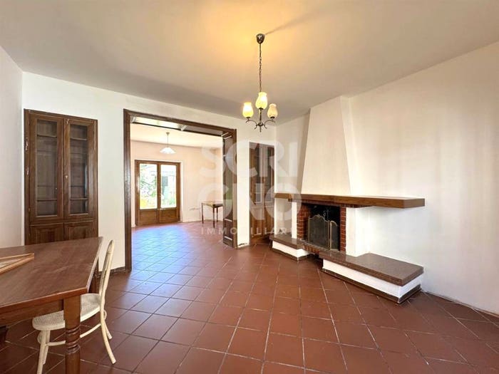 Casa con 6 locali in vendita in Via Roma, Centro, Ponte Buggianese