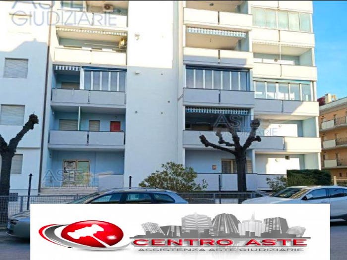 Appartamento quadrilocale in vendita in Via Pompeo Alba Adriatica TE Italia, Lungomare Marconi, Alba Adriatica