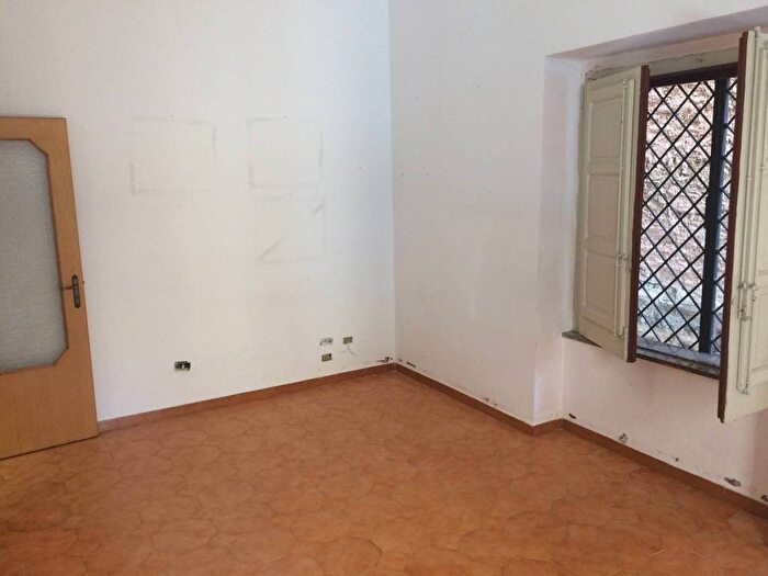 Appartamento con 6 locali in vendita in Via Lazio, Centro, Sant'Agata di Militello