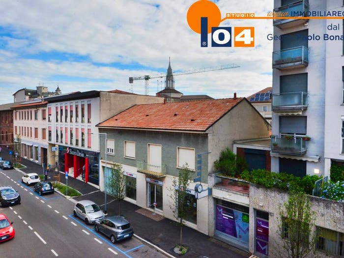 Appartamento trilocale in vendita in Corso Roma, Cesano Maderno