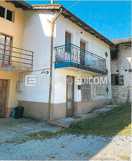 Appartamento con 6 locali in vendita in via Vedovati, Fanna