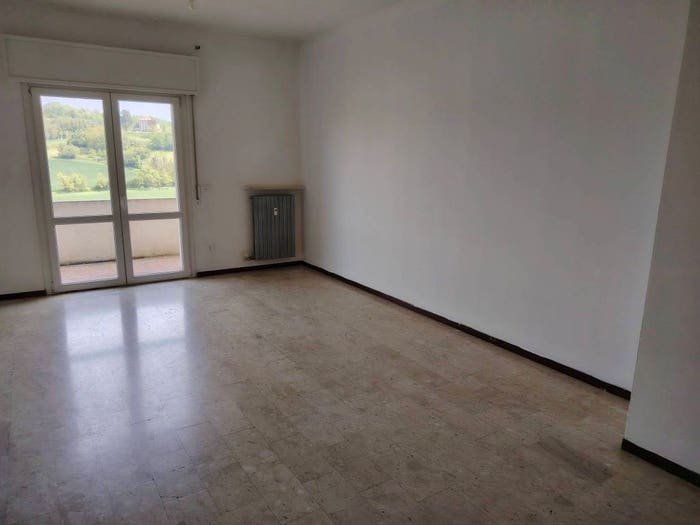 Appartamento quadrilocale in vendita in Via Ettore Amisano, Centro, San Salvatore Monferrato