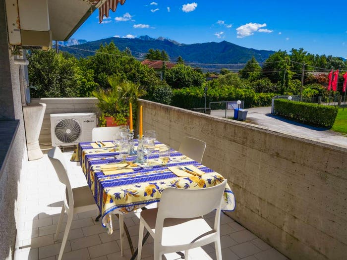 Appartamento trilocale in vendita in Via Pisa, Marina di Massa Centro, Massa