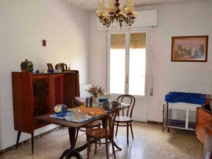 Appartamento con 5 locali in vendita in Via Mazzini SNC, Centro, Fermignano