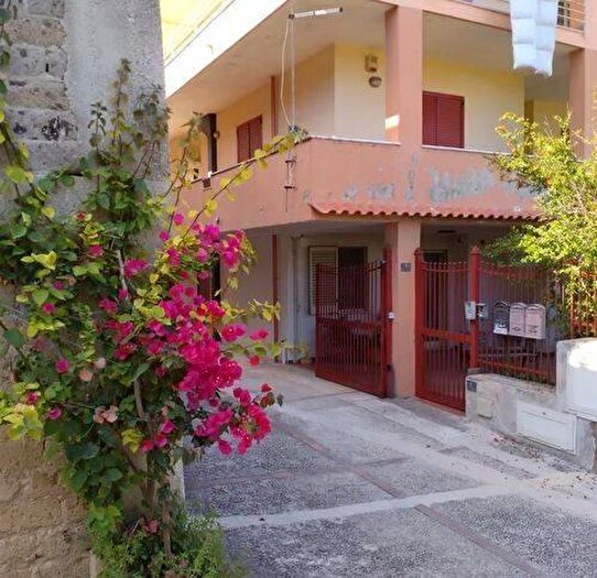 Appartamento con 5 locali in vendita in Via Michele Fiorillo, Caserta