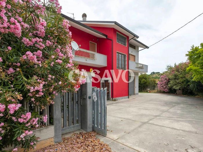 Casa con 6 locali in vendita in Via Vittoria Colonna, Centro, Francavilla al Mare