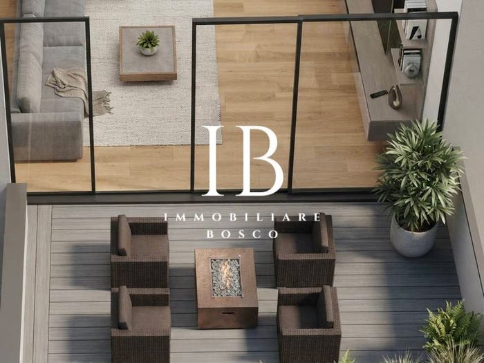 Appartamento quadrilocale in vendita in Via Capodistria, Centro, Conegliano
