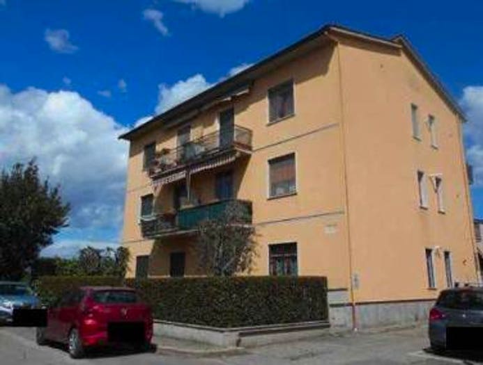Appartamento quadrilocale in vendita in Via Mille, Torricella, Campi Bisenzio