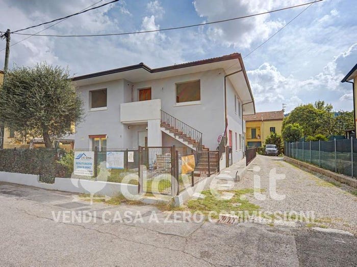 Appartamento bilocale in vendita in Via Santa Caterina, Centro, Montegrotto Terme
