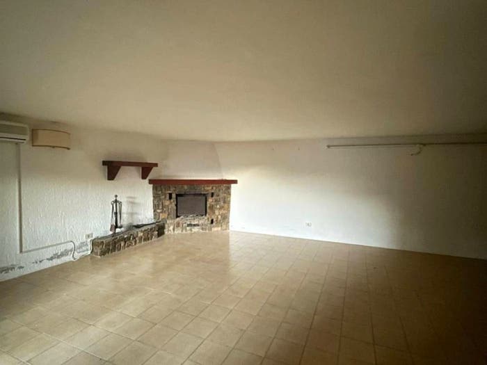 Appartamento trilocale in vendita in Via Nizza, Talamone, Orbetello