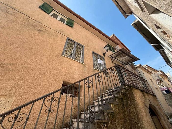 Casa in vendita in Via Ospedale, Centro, Posta Fibreno