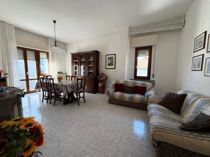 Appartamento con 6 locali in vendita in Canonica, Certaldo