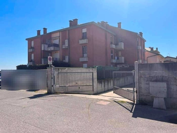 Appartamento trilocale in vendita in Via dei Livelli, Centro, Caselle Lurani