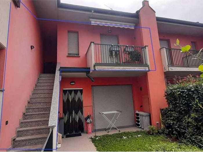 Appartamento trilocale in vendita in Via Vassalli, Fara Olivana con Sola