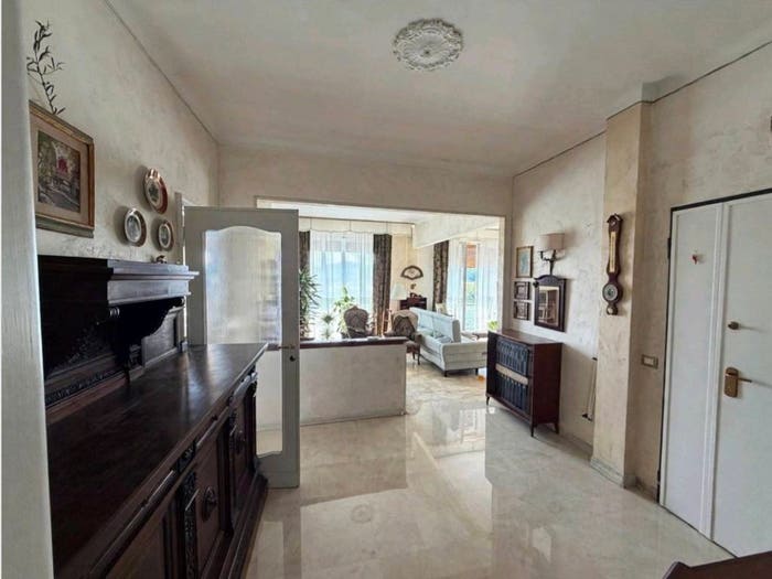 Appartamento con 5 locali in vendita in Lungarno Cristoforo Colombo, Alberti Bellariva, Firenze