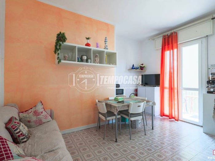 Appartamento trilocale in vendita in Viale Francesco Petrarca, Lido Adriano Lido di Dante, Ravenna