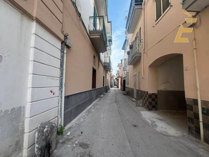 Appartamento trilocale in vendita in Via Gaetano Caporale, Centro, Acerra