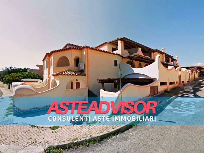 Appartamento trilocale in vendita in Località Sos Alinos Vico Sa Conzola, Sos Alinos, Orosei