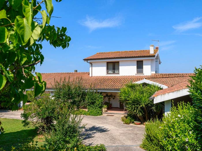 Casa con 6 locali in vendita in VIA MONTE SORATTE MORLUPO, Morlupo