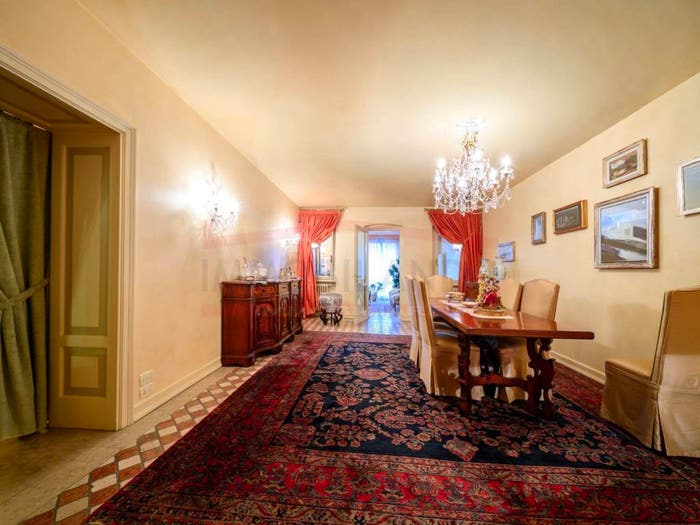 Casa con 6 locali in vendita in Barghe