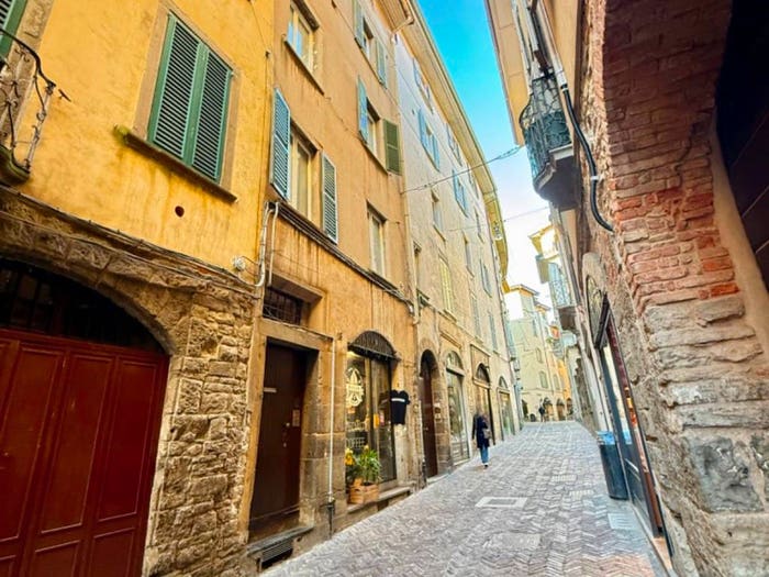 Appartamento trilocale in vendita in Via Bartolomeo Colleoni, Duomo Piazza Vecchia, Bergamo