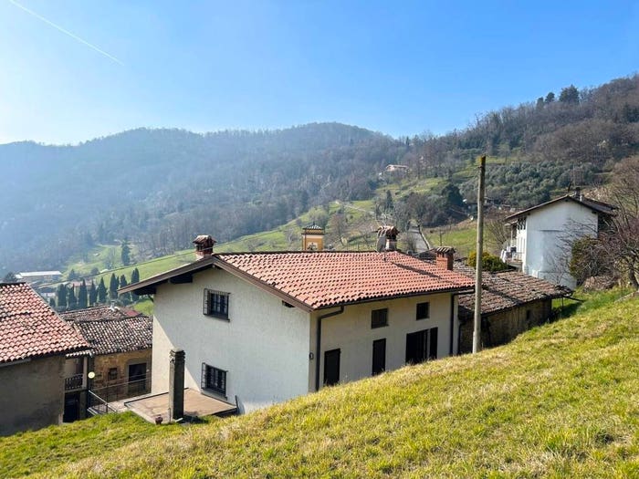 Casa con 6 locali in vendita in Via Gafforelli, Chiesa, Foresto Sparso