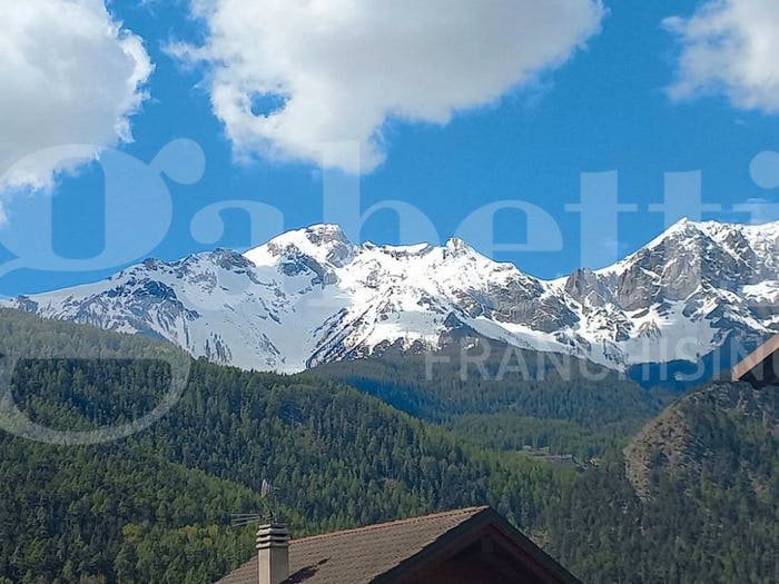 Appartamento quadrilocale in vendita in Via XXV Aprile, Savoulx, Oulx