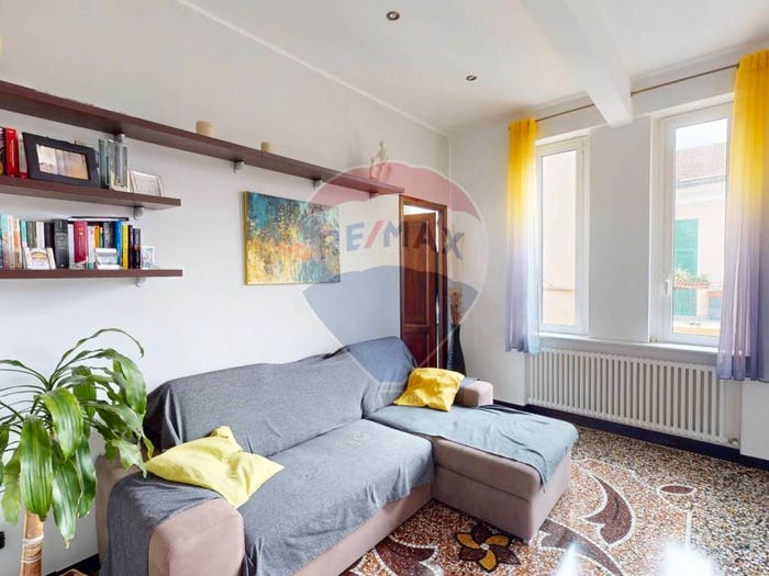 Appartamento trilocale in vendita in Via Gaetano Donizetti, Sestri Ponente, Genova