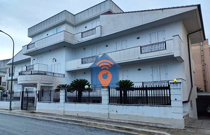 Appartamento con 10 locali in vendita in Via Niccolò Copernico, Castelvetrano