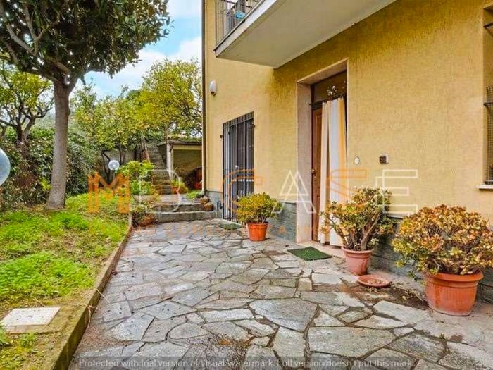 Casa con 6 locali in vendita in Piazza del Carmine, Bastia, Albenga