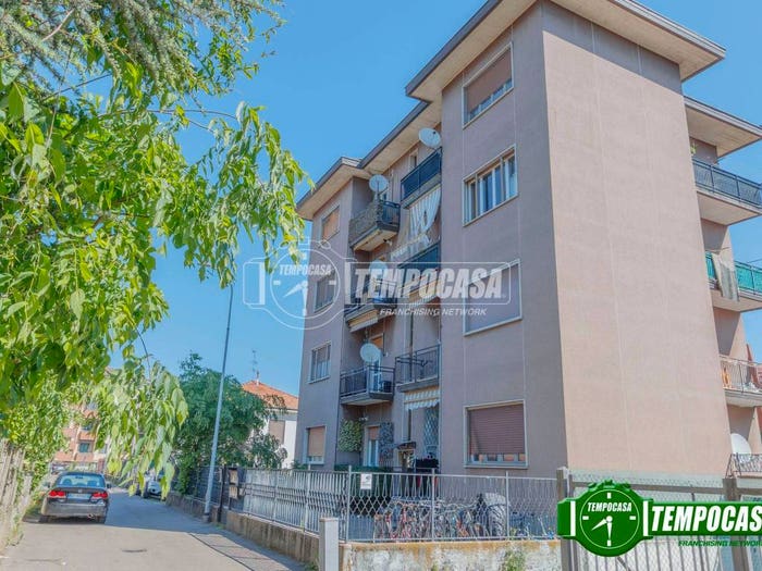 Appartamento trilocale in vendita in Via Podgora, Centro, Lacchiarella