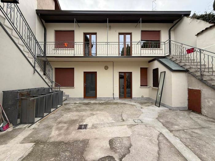 Appartamento trilocale in vendita in Via Cambranti, Centro, Chiari