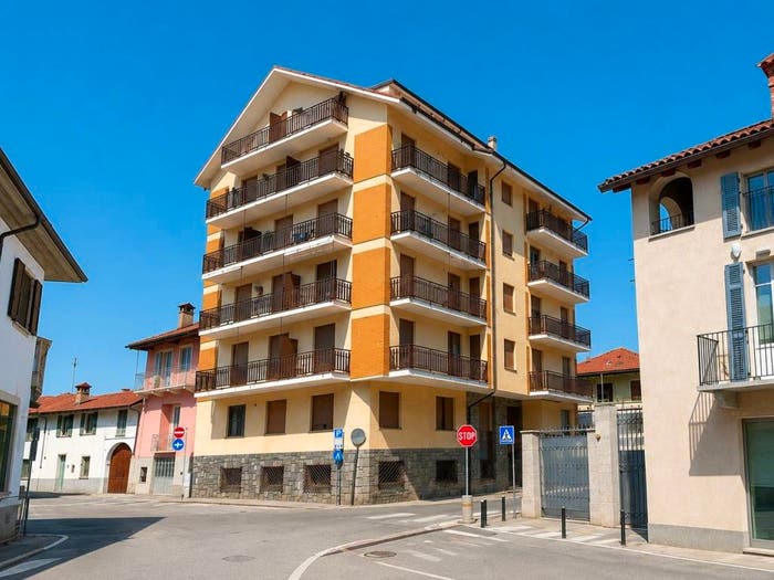 Casa con 5 locali in vendita in Via Margherita Serraglia, Centro, Chiusa di Pesio