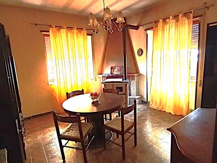 Appartamento trilocale in vendita in Via Collemazzolino, Colle Mazzolino, Fiamignano