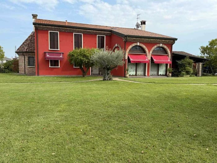 Casa con 6 locali in vendita in Marcon