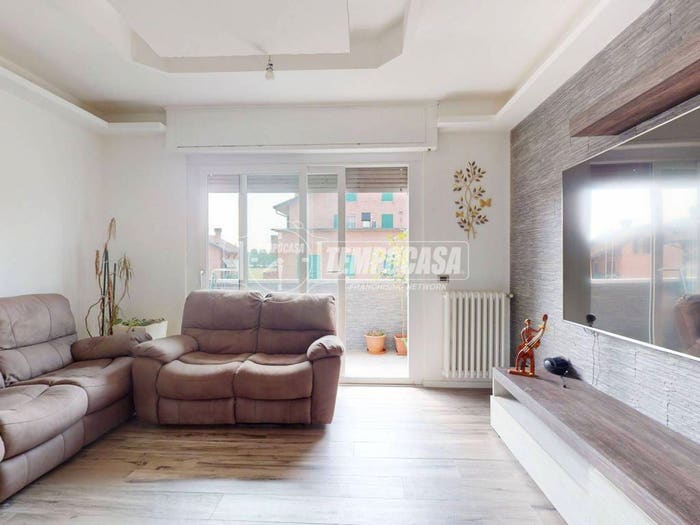 Appartamento quadrilocale in vendita in Via Filippo Gerbino, Centro, Lentate sul Seveso