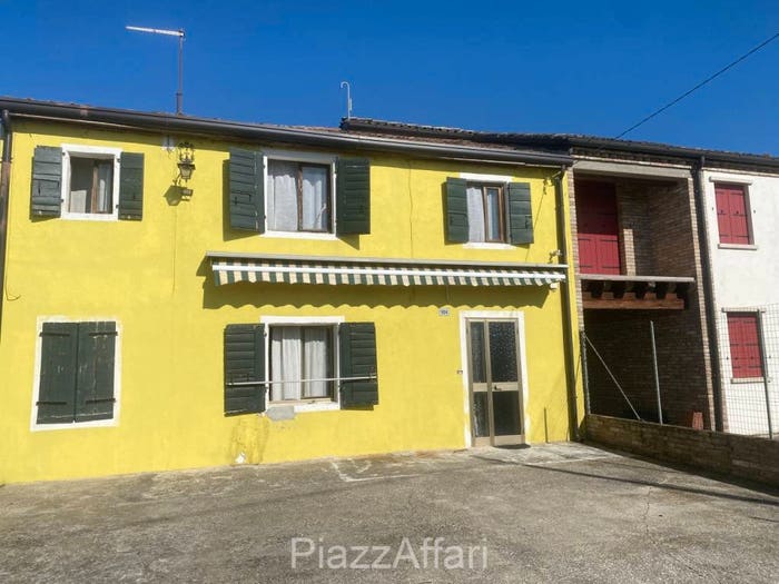 Casa con 5 locali in vendita in Via Villa, Piove di Sacco