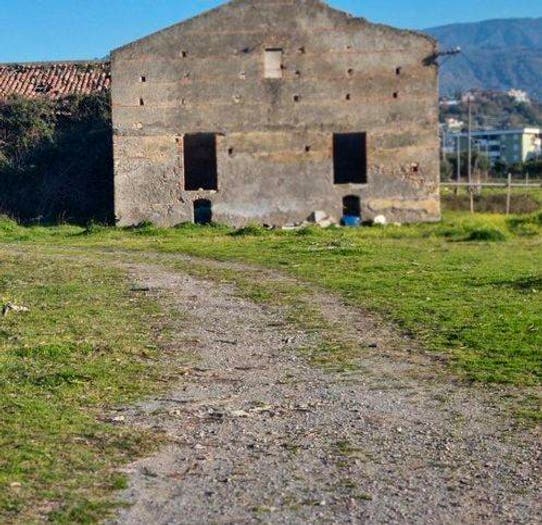 Casa con 5 locali in vendita in Via Statale Sant'Antonino, Centro, Barcellona Pozzo di Gotto