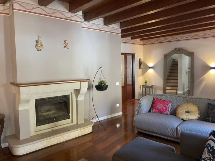 Casa quadrilocale in vendita in Via R Volpato, Centro, Bassano del Grappa