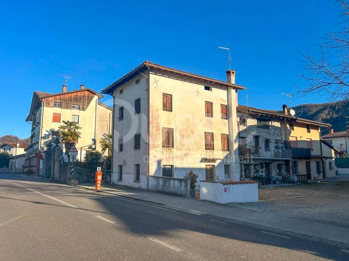 Casa con 6 locali in vendita in Via Faedis, Racchiuso, Attimis