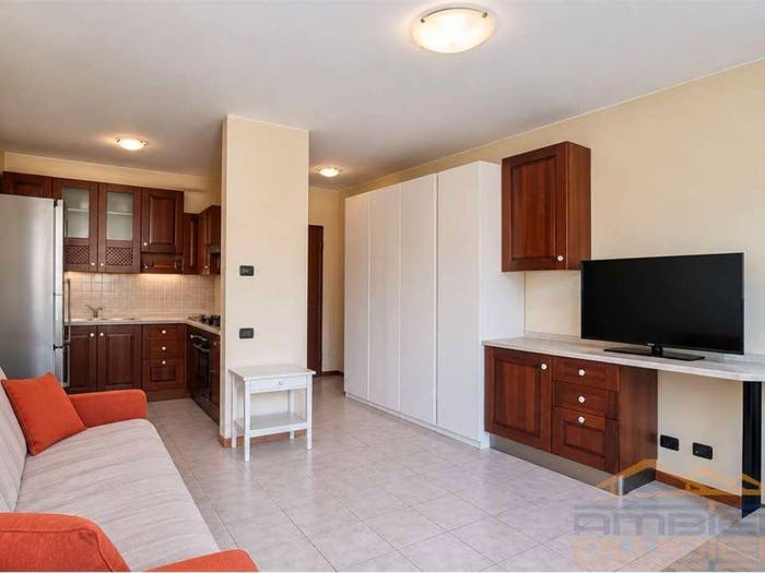 Appartamento monolocale in vendita in via Sambrogio, Centro, Merate