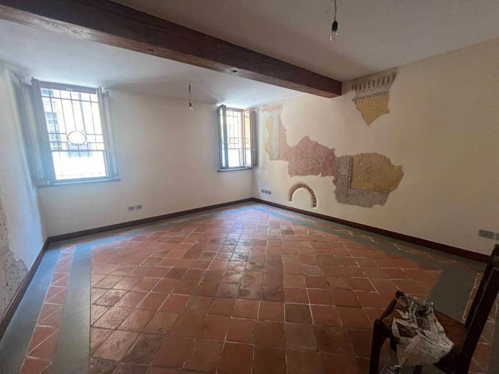 Appartamento trilocale in vendita in Via Alessandro Cavriani, Centro, Mantova