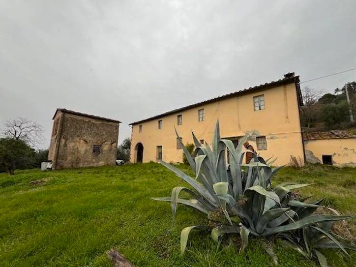 Casa con 6 locali in vendita in Via Pio X, Collodi Ponte all'Abate Monte a Pescia, Pescia