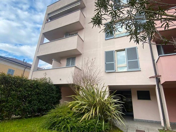 Appartamento trilocale in vendita in Via Defendente da Lodi, Città Bassa Laghi, Lodi